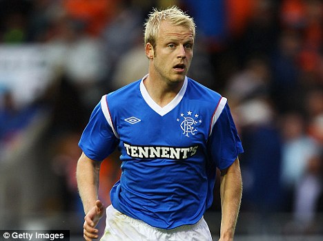 Ex-Rangers striker to move back to SPL, but not to Rangers; reports