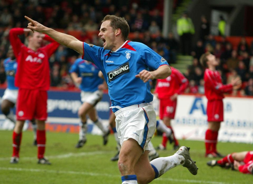 Odds slashed on former Rangers star as new manager