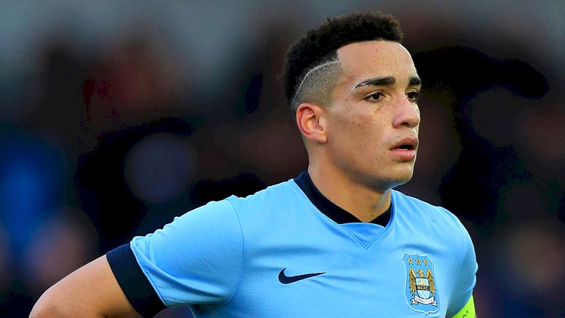 Rangers readying a move for Man City defender…