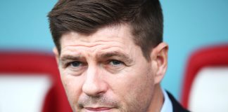 HAMILTON, SCOTLAND - OCTOBER 21: Rangers manager Steven Gerrard looks on during the Scottish Ladbrokes Premiership match between Hamilton Academicals and Rangers at New Douglas Park on October 21, 2018 in Hamilton, Scotland. (Photo by Ian MacNicol/Getty Images)