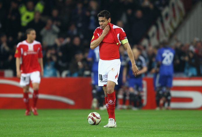 Standard Liege v Hamburger SV - UEFA Europa League