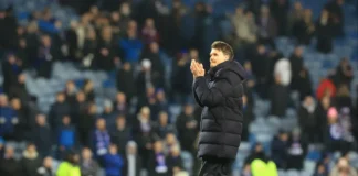 Rangers managers Danny Rohl applauds fans at Ibrox